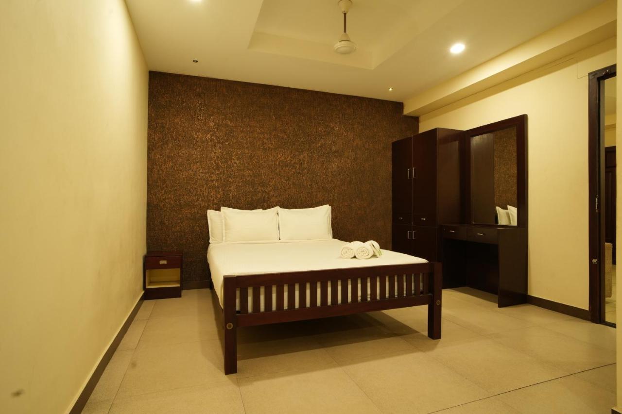 K V Suites Kochi 外观 照片