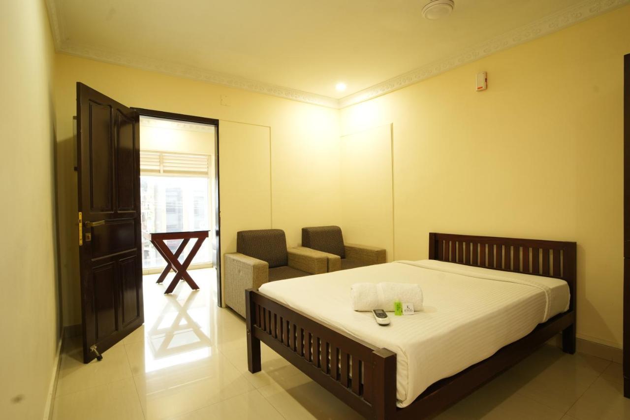 K V Suites Kochi 外观 照片