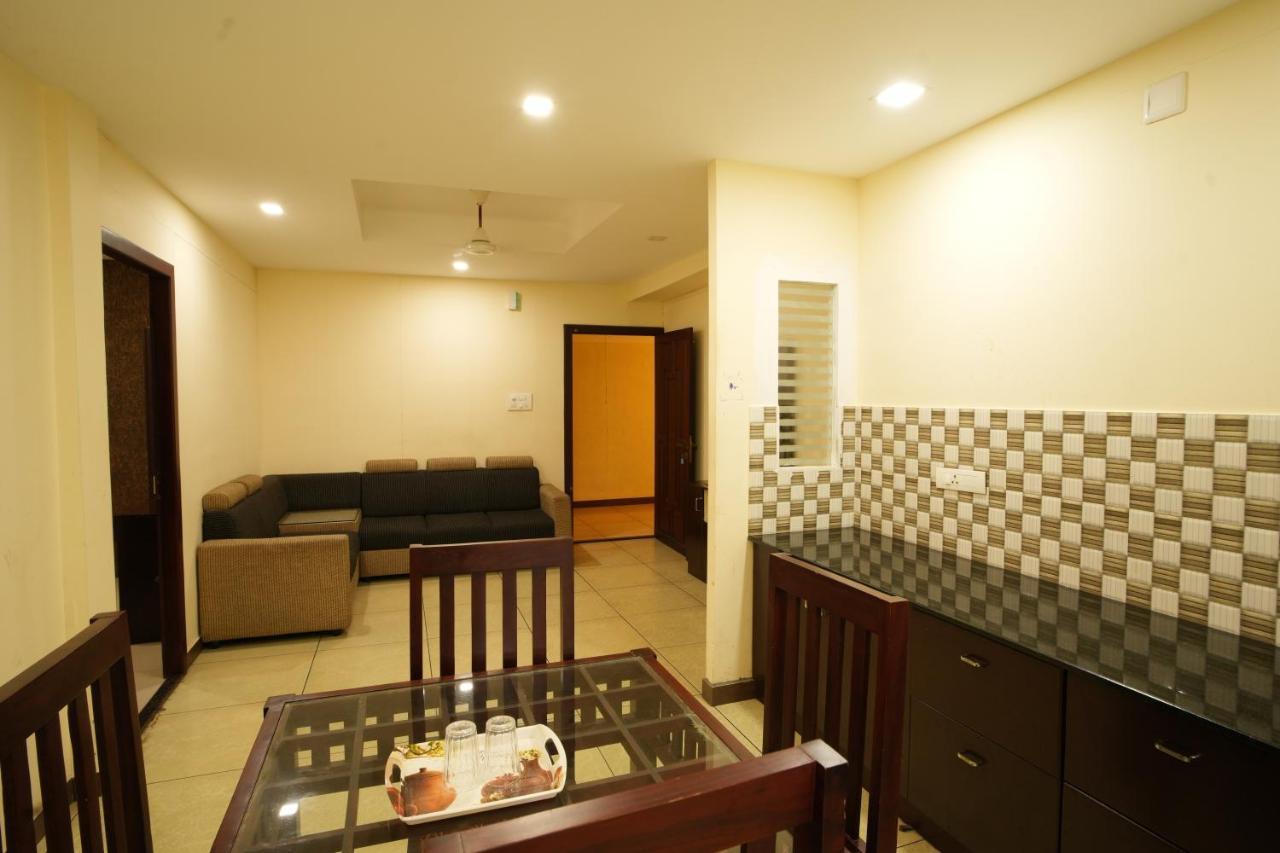 K V Suites Kochi 外观 照片