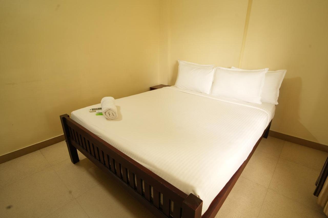K V Suites Kochi 外观 照片
