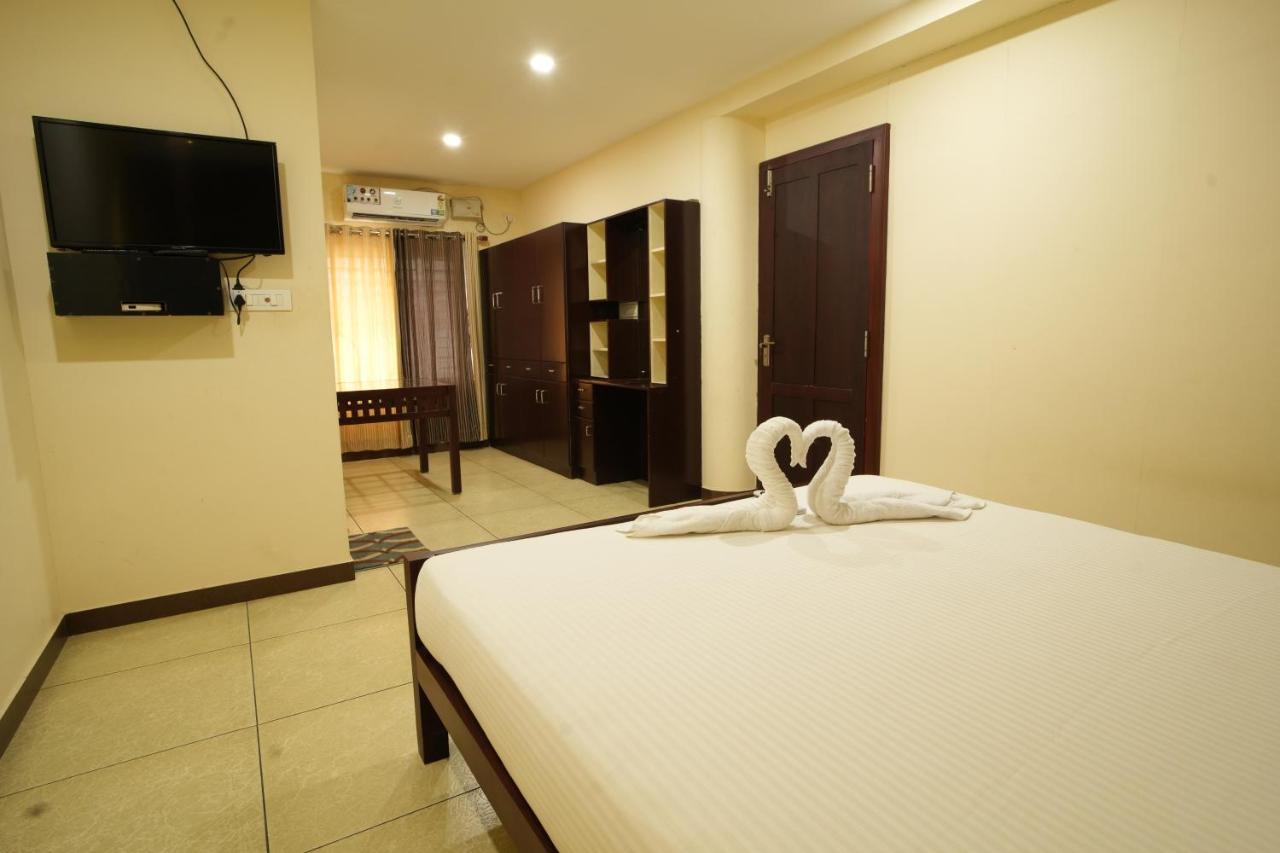 K V Suites Kochi 外观 照片