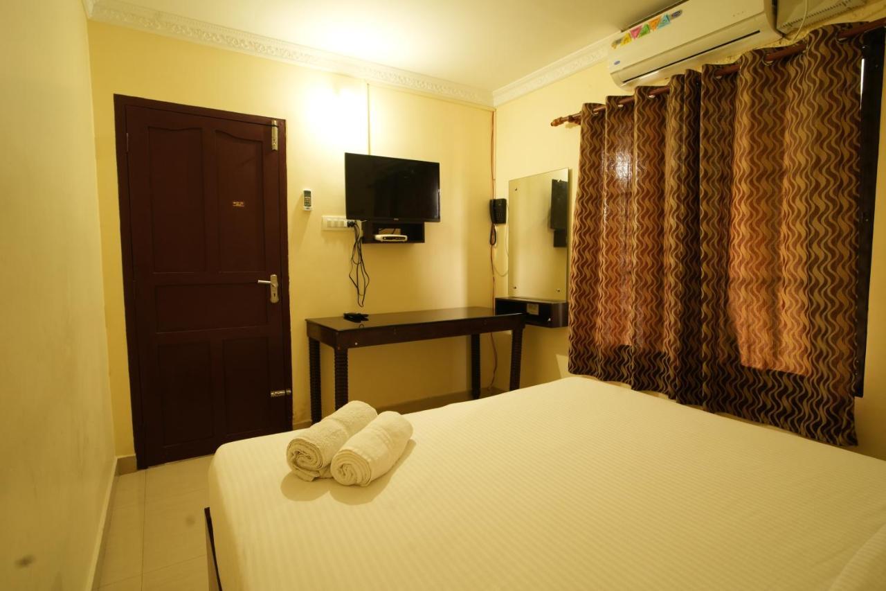 K V Suites Kochi 外观 照片