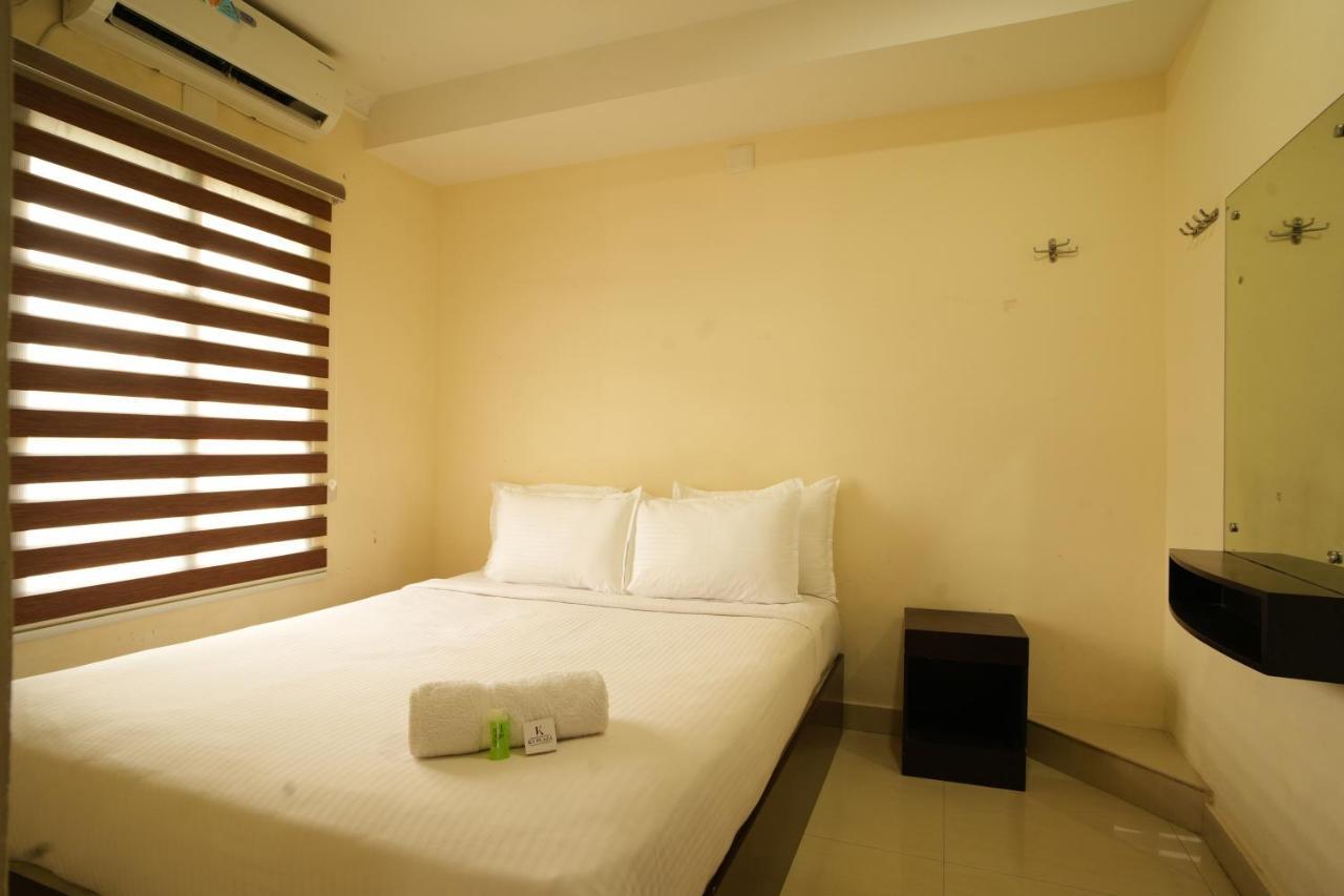 K V Suites Kochi 外观 照片